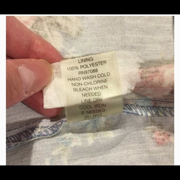 Delia's Juniors Womens Floral A-Line Dress with Lace Detail. Beautiful! - Picture 4 of 4